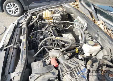 2008 Ford Escape Xlt from USA, damaged, VIN 1FMCU03Z18KA09099